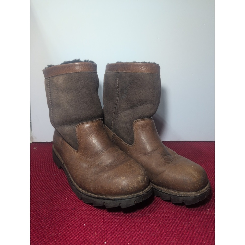 UGG Australia Mens Boots Size 13 Brown Leather Sheepskin Winter Snow Beacon